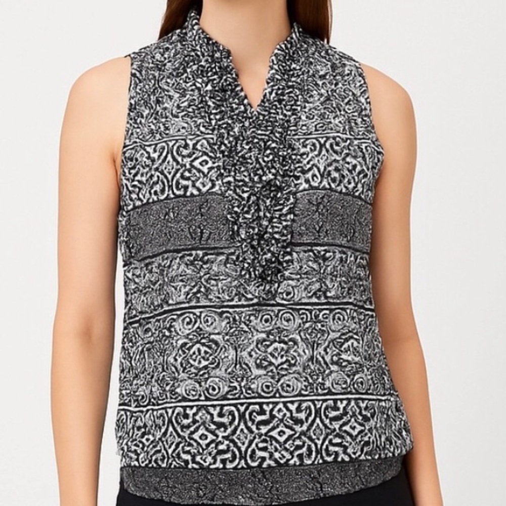 White House Black Market Ruffled Cinched Sleeveless XS